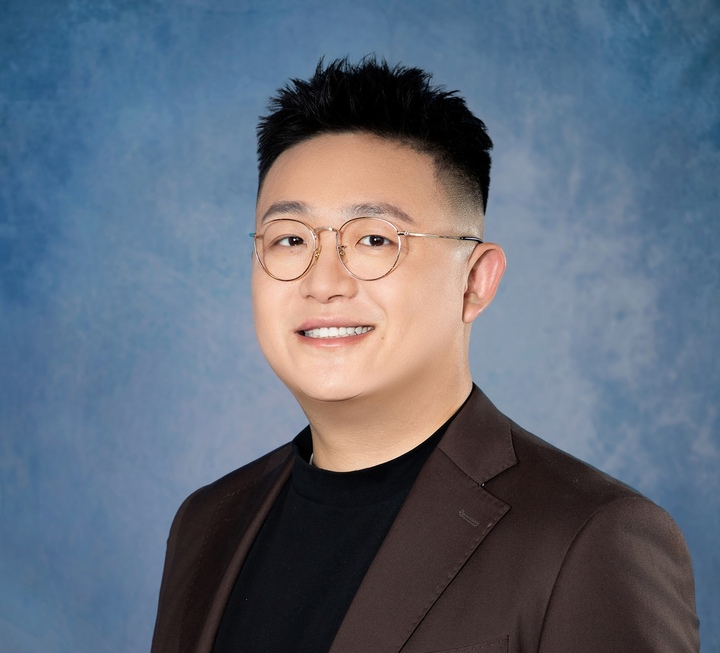 Bowen Chen